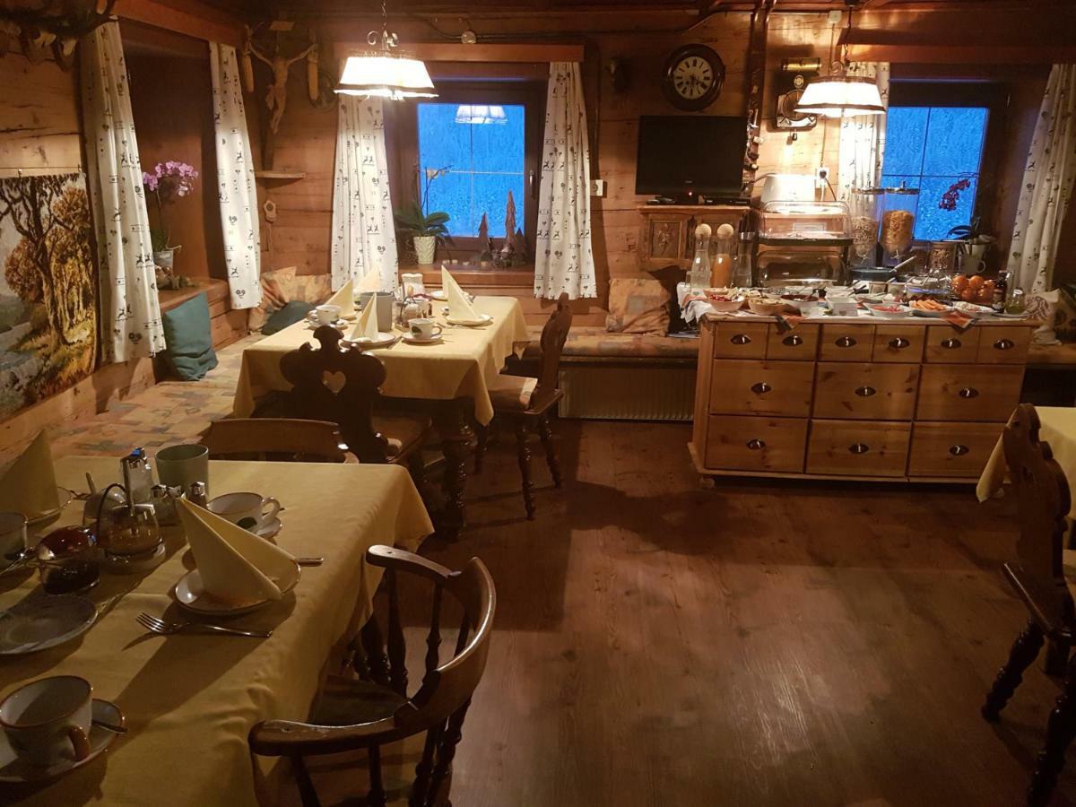 Pension Fuerhapter Mit Bio- Bauernhof Sankt Jakob in Defereggen Luaran gambar